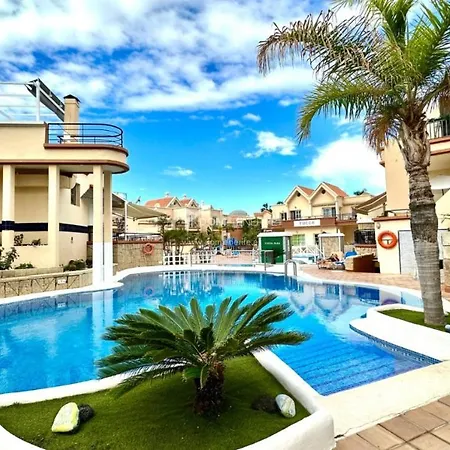 Light And Cosy In 100 Meters From The Apartamento